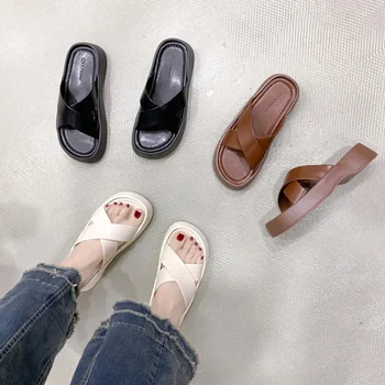 Platforma dámske Papuče Mäkké Jediným Kožené Módne Všestranný Temperament Outwear Pláže Topánky Sapatos Femininos De Luxo